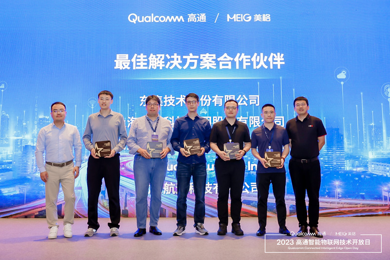 LMQ_4394-opq431321370.jpg LMQ_4394-opq431321370.jpg